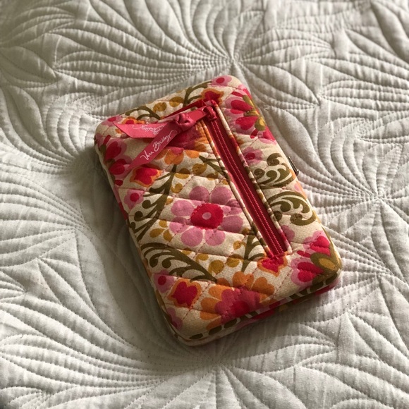 Vera Bradley 9 card and ID Slot Wallet - Picture 3 of 4